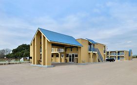 Americas Best Value Inn Schulenburg